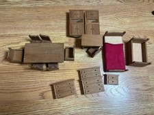 Wooden Dollhouse Furniture 16pcs