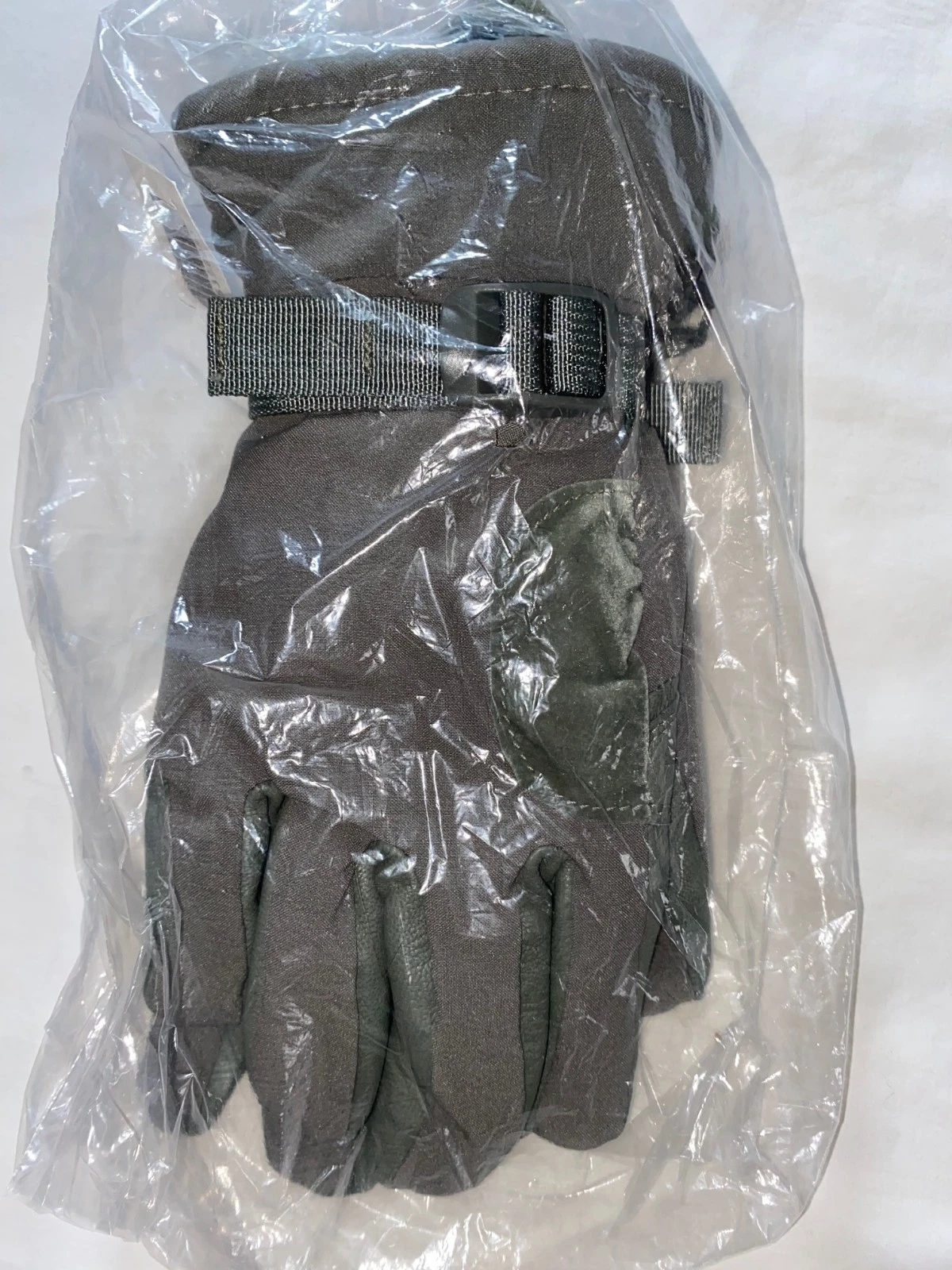 Men's Women's Intermediate Cold/Wet Weather Gloves Size Small foliage green NEW