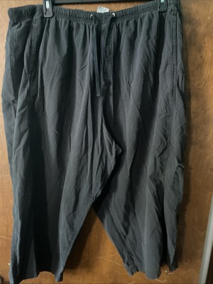 26-28w White Stag Black Capris With elastic And Draw String Waist