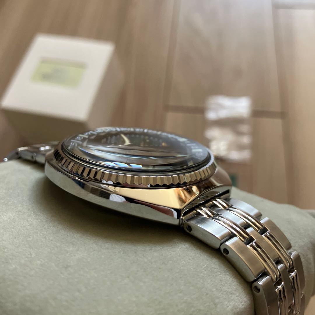 ORIENT World Map Revival Automatic Watch Green - image 9