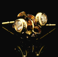 9ct Gold Diamond Stud Earrings 2mm Elegant Fine Jewellery Michael Hill Box .65g
