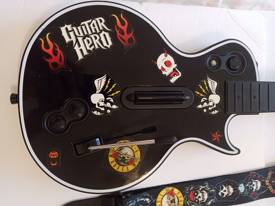 Xbox 360 Guitar Hero Wireless Gibson Les Paul Guitar - 6