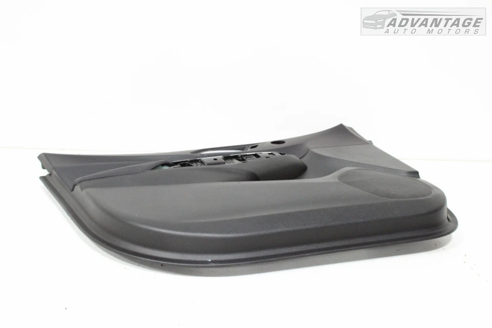 Chevrolet Cruze 2017-2018 panel de puerta interior delantero izquierdo negro azabache OEM Foto 2 de 4