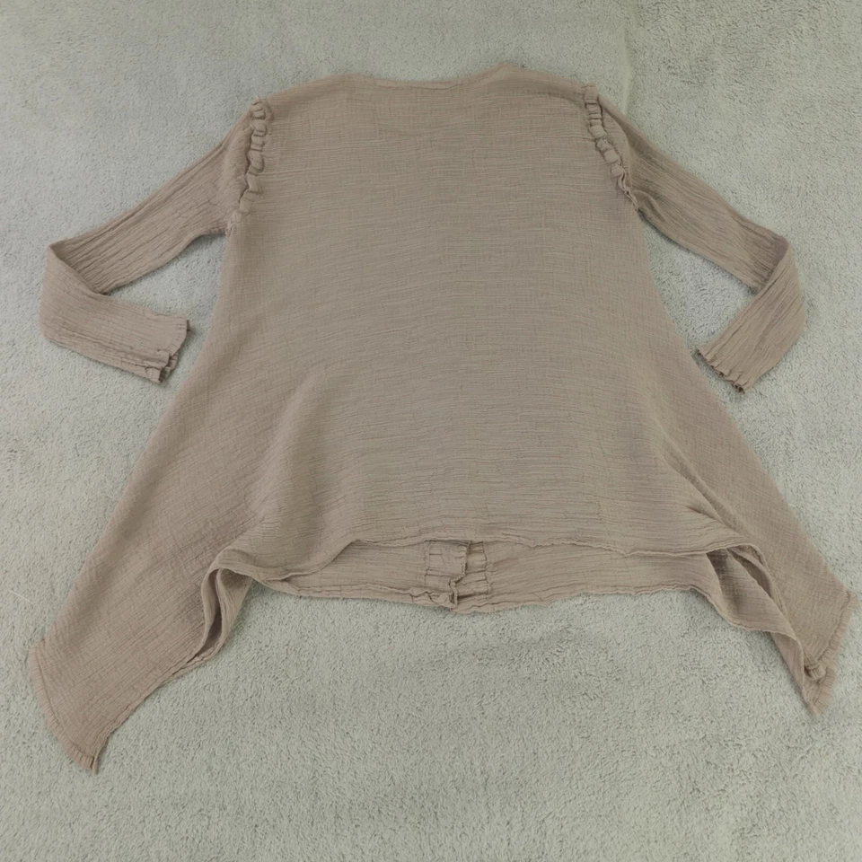 Cárdigan de crepé plisado marrón talla única con top de coliflor Issey Miyake para mujer Foto 2 de 4