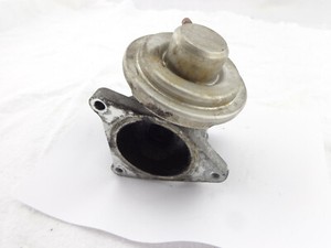 Abgasrückführungsventil AGR-Ventil VW Touran Golf Caddy 038131501AN