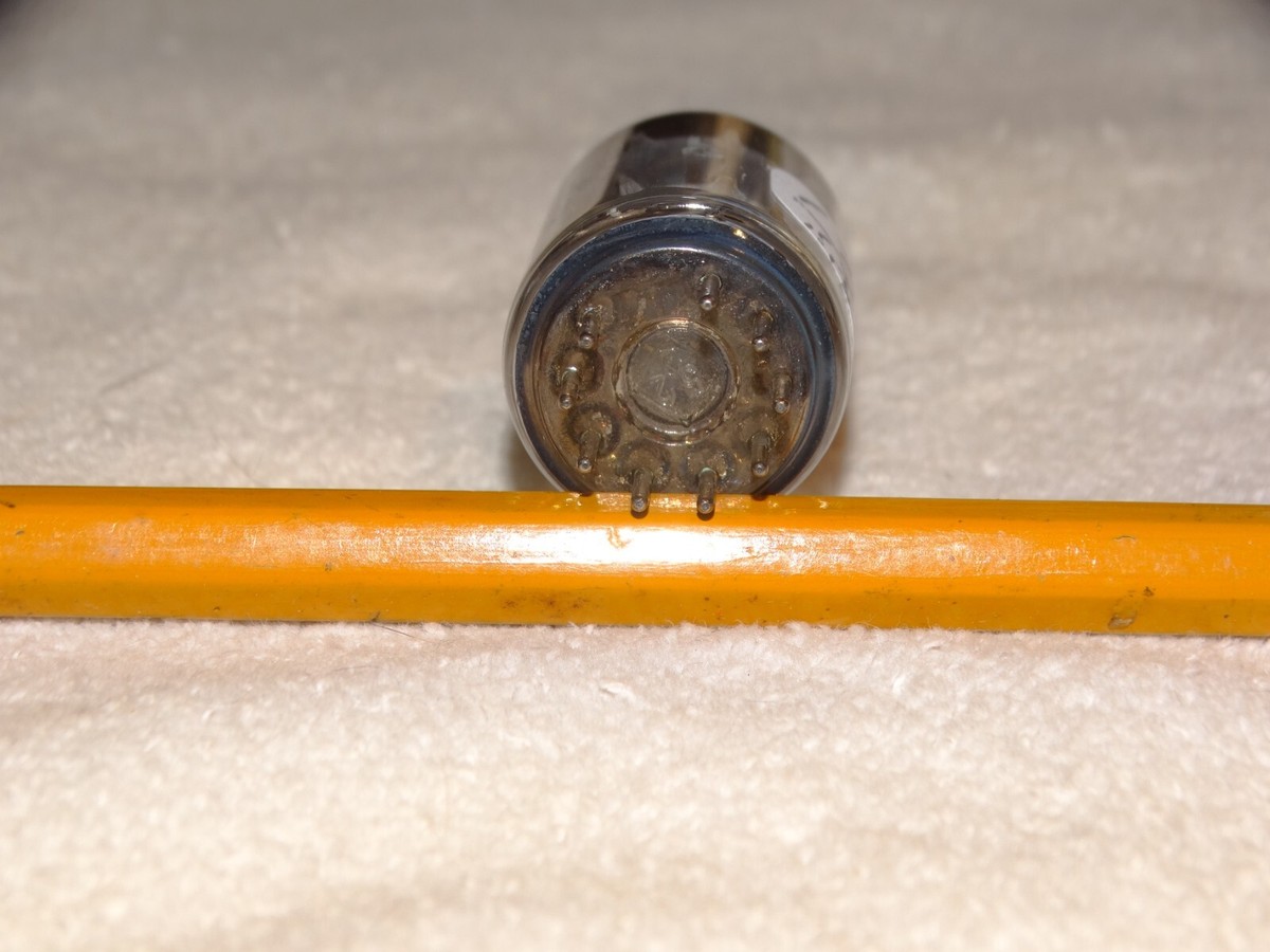 1 x 12ax7 Telefunken Tube*Fisher*Smooth Plates*Tested Very 1 x 12ax7 Telefunken Tube*Fisher*Smooth Plates*Tested Very