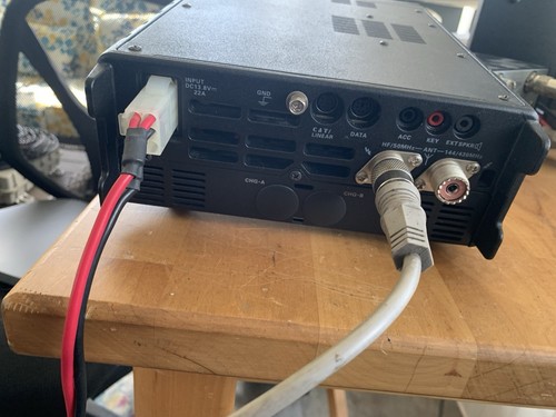 YAESU FT-897 HF All Mode Transceiver Ham Radio - Zdjęcie 6 z 20