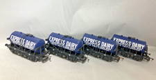 4 x Hornby R6378 GWR 6 Wheel Milk Tank Wagons No.62 Express Dairy Milk #D