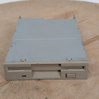 TEAC FD-235HF 3.5'' 1.44MB Internal Floppy Disk Drive S/N 6660702