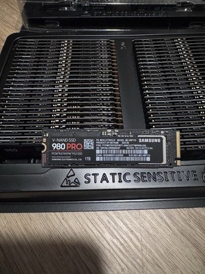 LOT Of 100 Samsung 980 Pro 1TB M.2 NVME SSD's (100% Drive Health