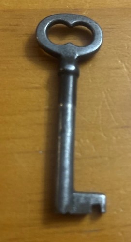 Antique Skeleton Key! 2-1/2” In Length! Great Condition!