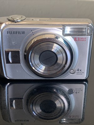 Fujifilm FinePix A Series A820 8.3MP Digital Camera - Silver