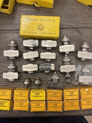 Spraying Systems Co Pneu Atom 1/4 J And 1650 Fluid Nozzle Lot 