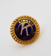 VINTAGE KIWANIS INTERNATIONAL LAPEL PIN BLUE WHITE ENAMEL EXCELLENT CONDITION
