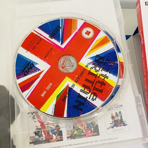 Little Britain: Series 1 and 2 DVD - Matt Lucas David Walliams cert 15 (4 discs) - Picture 3 of 4