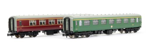 GRAHAM FARISH 'N' GAUGE PAIR OF BR MK2A FIRST CORRIDOR COACHES - Picture 1 of 4