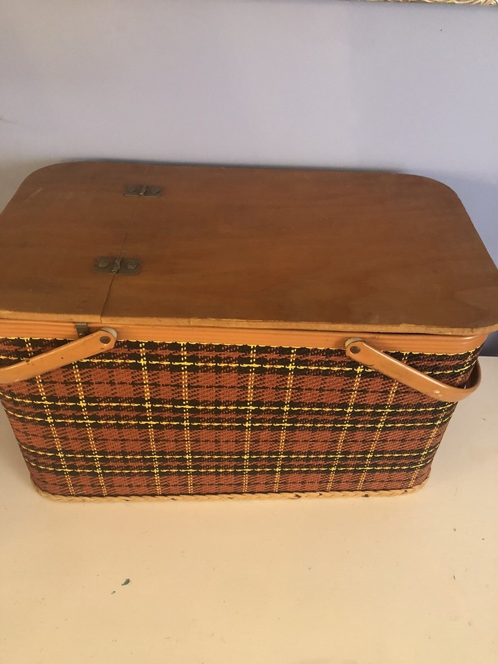 Vintage Redmon Peru Ind Picnic Basket and Insert in Red Black Yellow