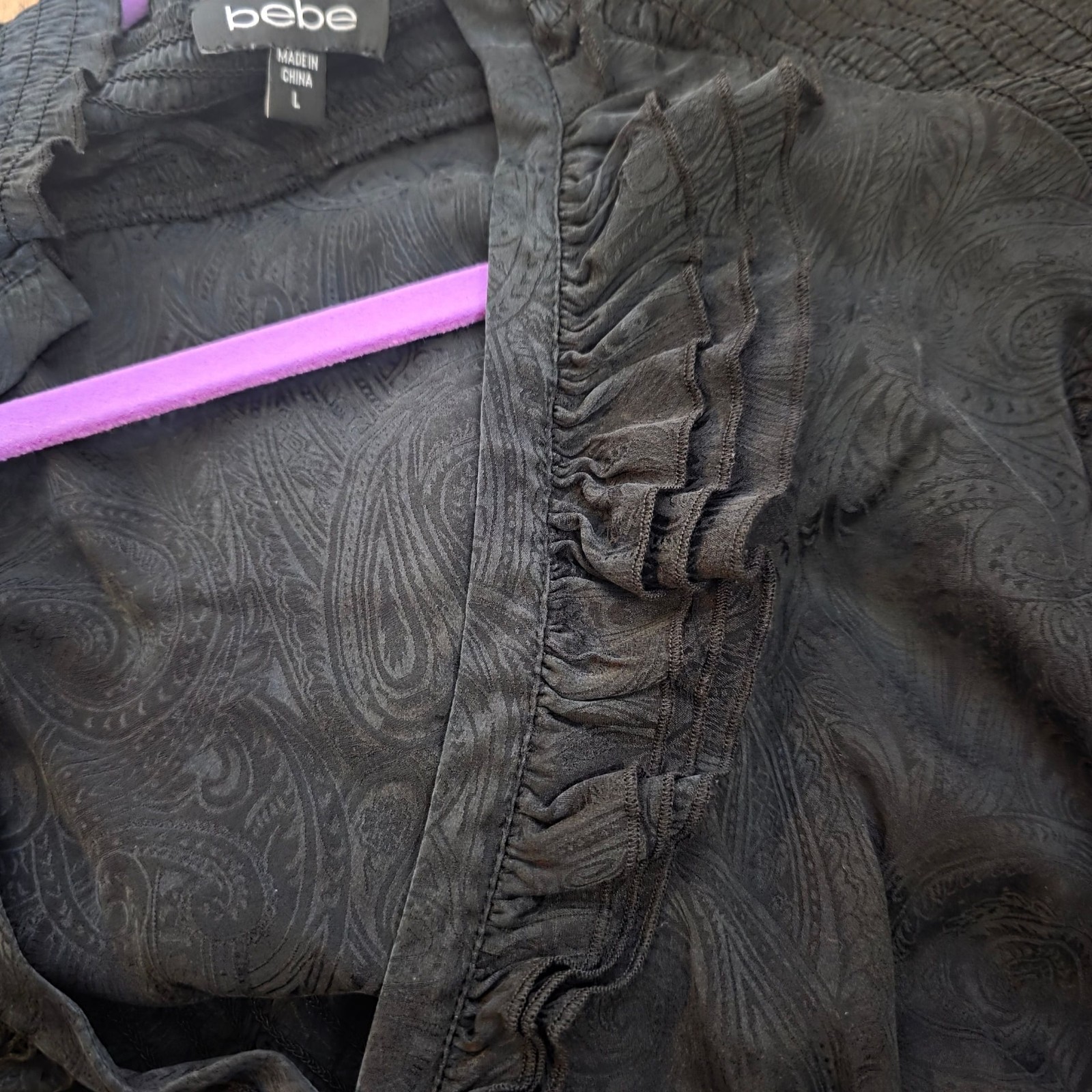 bebe paisley black blouse size large - image 8