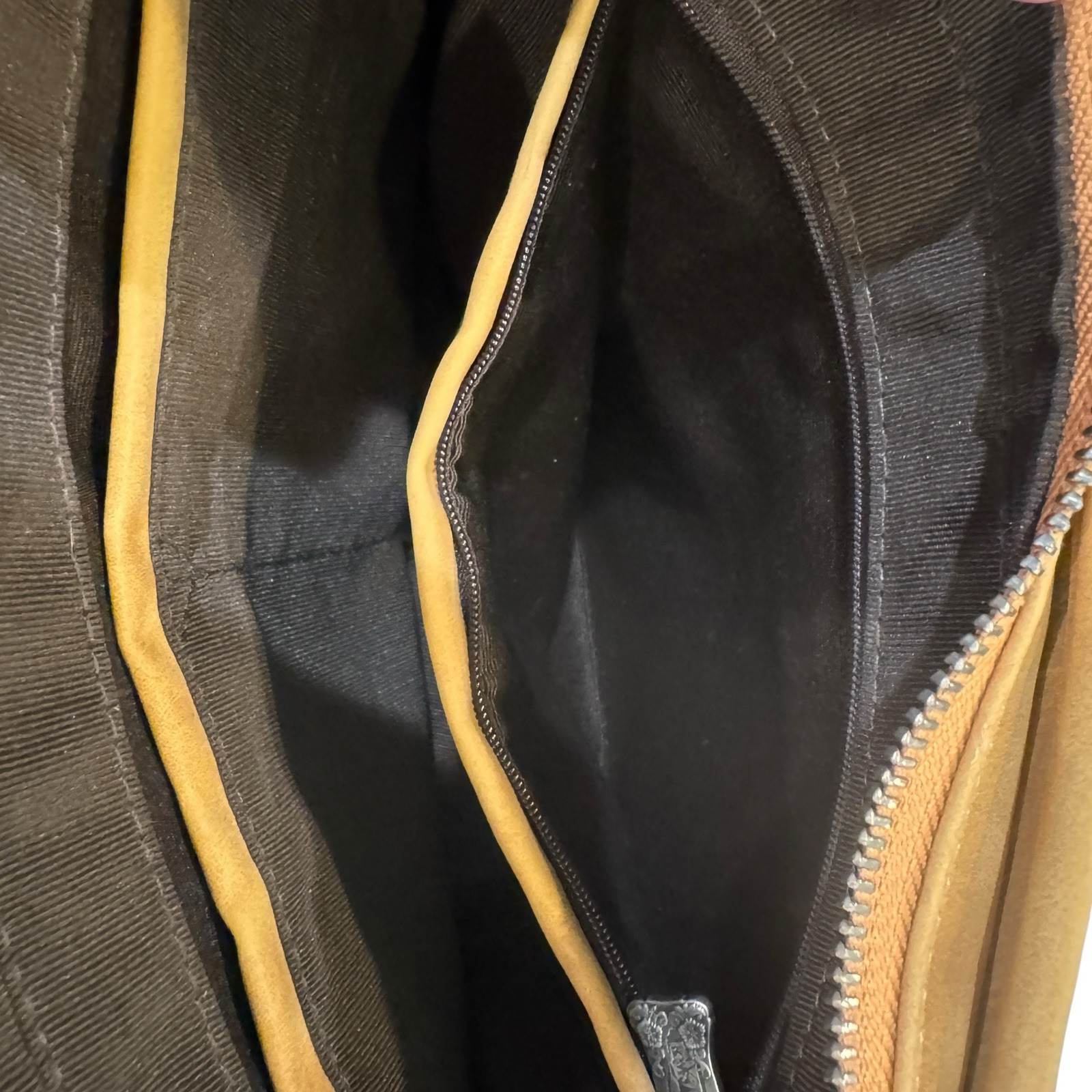 Trinity Ranch Tooled Collection Embossed Carmel C… - image 6