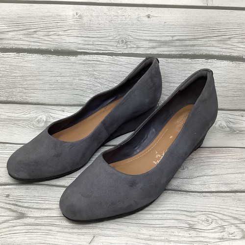 Clarks Collection Ultimate Comfort Gray Slip On Wedge Heel Pump Women's Size 7.5 - Picture 2 of 9