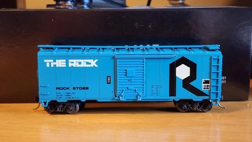 Rock Island 40' SD Boxcar 57028 w/ Sprung Trucks Kadee Kar Line 215C Athearn HO - Picture 3 of 6