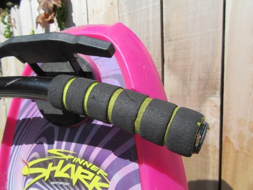 Vintage Nextsport Spinner Shark Pink Knee Ride-On Drifting Scooter Skateboard - Picture 5 of 9