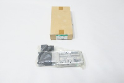 Ckd 4F210-08 Solenoid Valve 24v-dc 1/4in Npt
