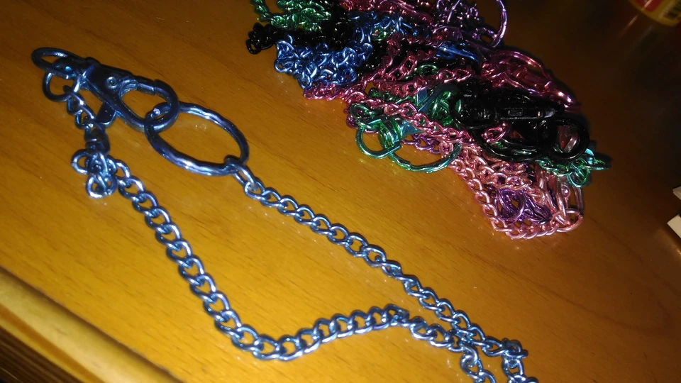 Cadena colores larga para llavero con mosqueton y anilla 39 cms cartera y llaves