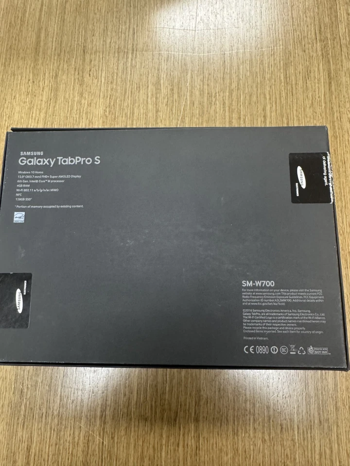 Samsung Galaxy TabPro S SM-W700 128GB, Wi-Fi 12in Win 10 Pro - Black 4GB USED - Image 3 of 3