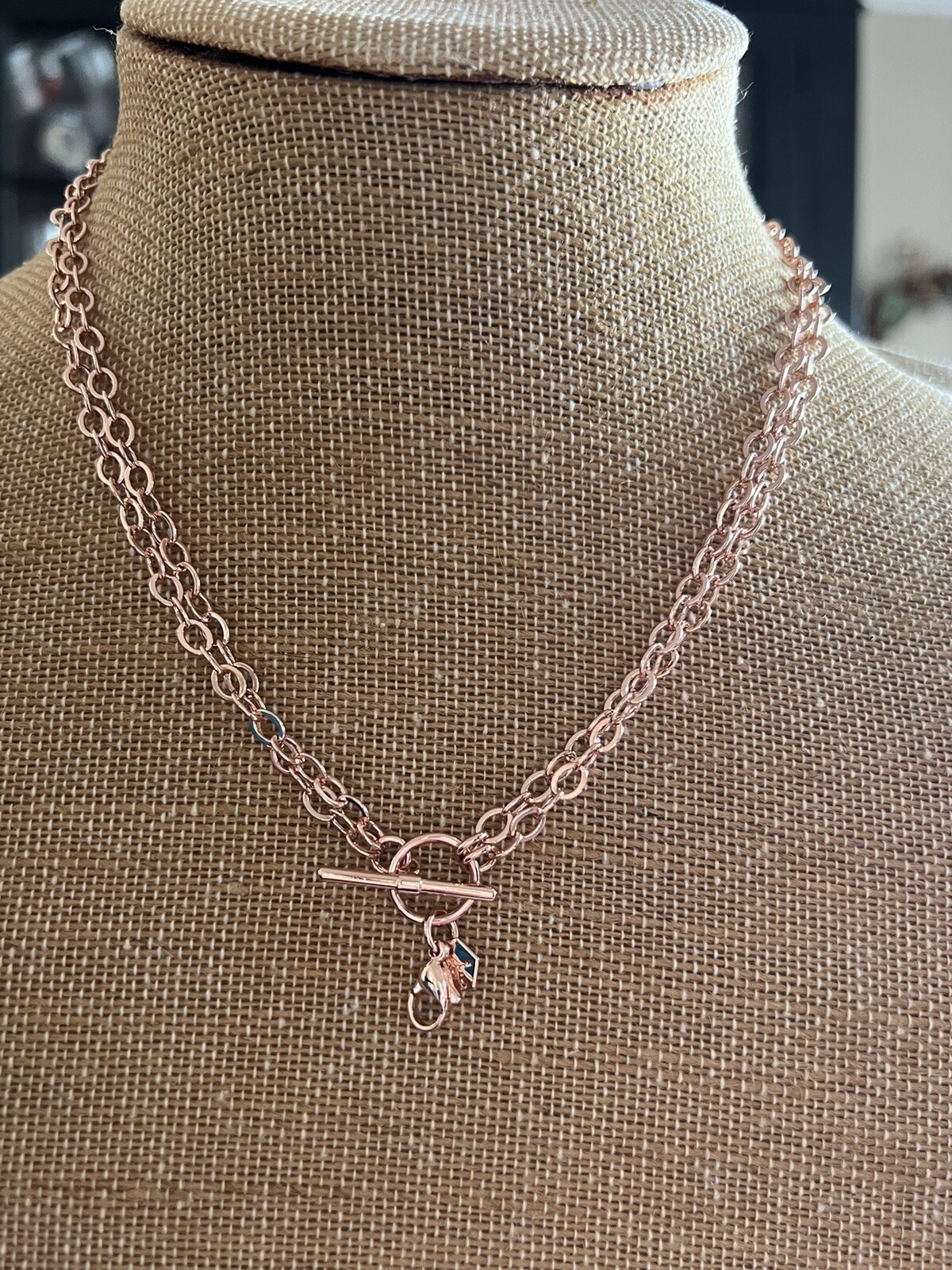 Picture 1 of 5