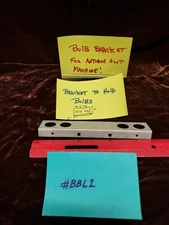 (1) BRACKET FOR LIGHT BULB & SOCKETS MILLS & JENNINGS ANTIQUE SLOT MACHINE #BBL1
