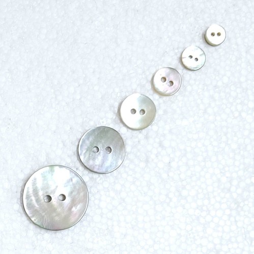 Mother of Pearl Buttons 2 Hole Natural Akoya Iridescent Shell Pack 10-1000 Agoya - Picture 6 of 64