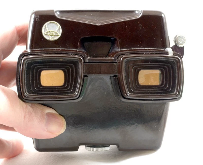 View Master Focussing Model D 3D Viewer, Boxed. More Stereo Items & Reels Listed - Image 4 of 4
