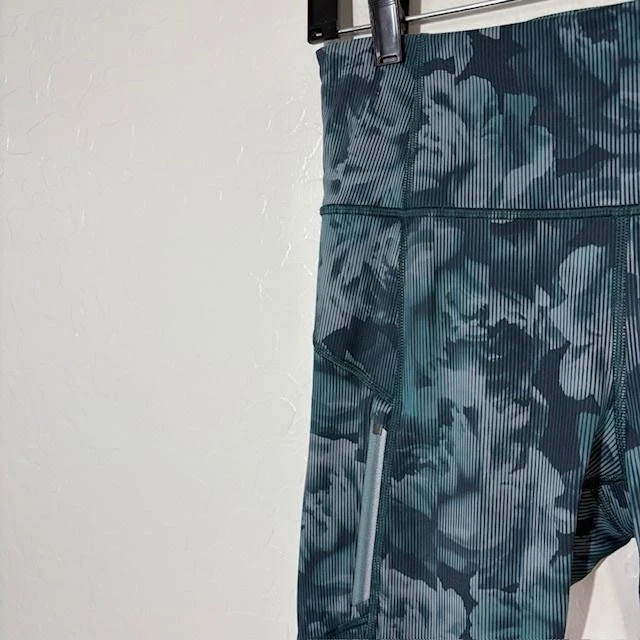 Leggings Athleta Feminina Pequena Verde Azul Rainier Estampada Cintura Alta Apertada Floral - Imagem 2 de 4