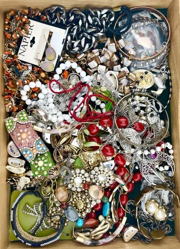 Jewelry Lot 2+ Lb Costume Vintage Modern Craft Wearable Repurpose