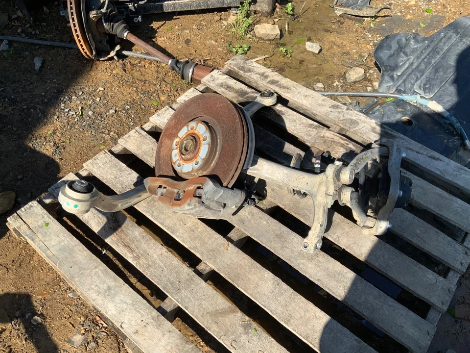 Audi A4 2005 2006 2007 2008 montaje de rodilla de conductor ¡OEM 147 k millas! Foto 3 de 4