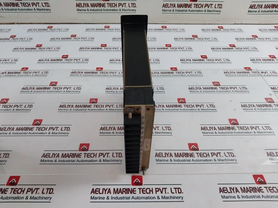 C.e.e. ITH 7111 Sensitive Zero Sequence Relay 24VDC - Image 2 of 4