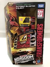 Transformers Kingdom Autobot Blaster & Eject War for Cybertron Trilogy - NEW