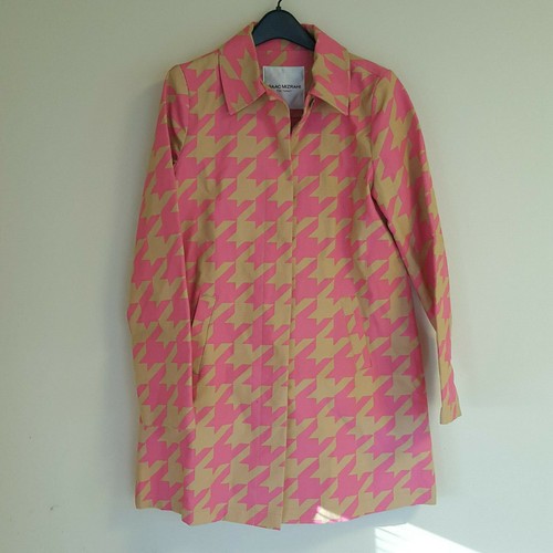Isaac Mizrahi Pink Tan Houndstooth 