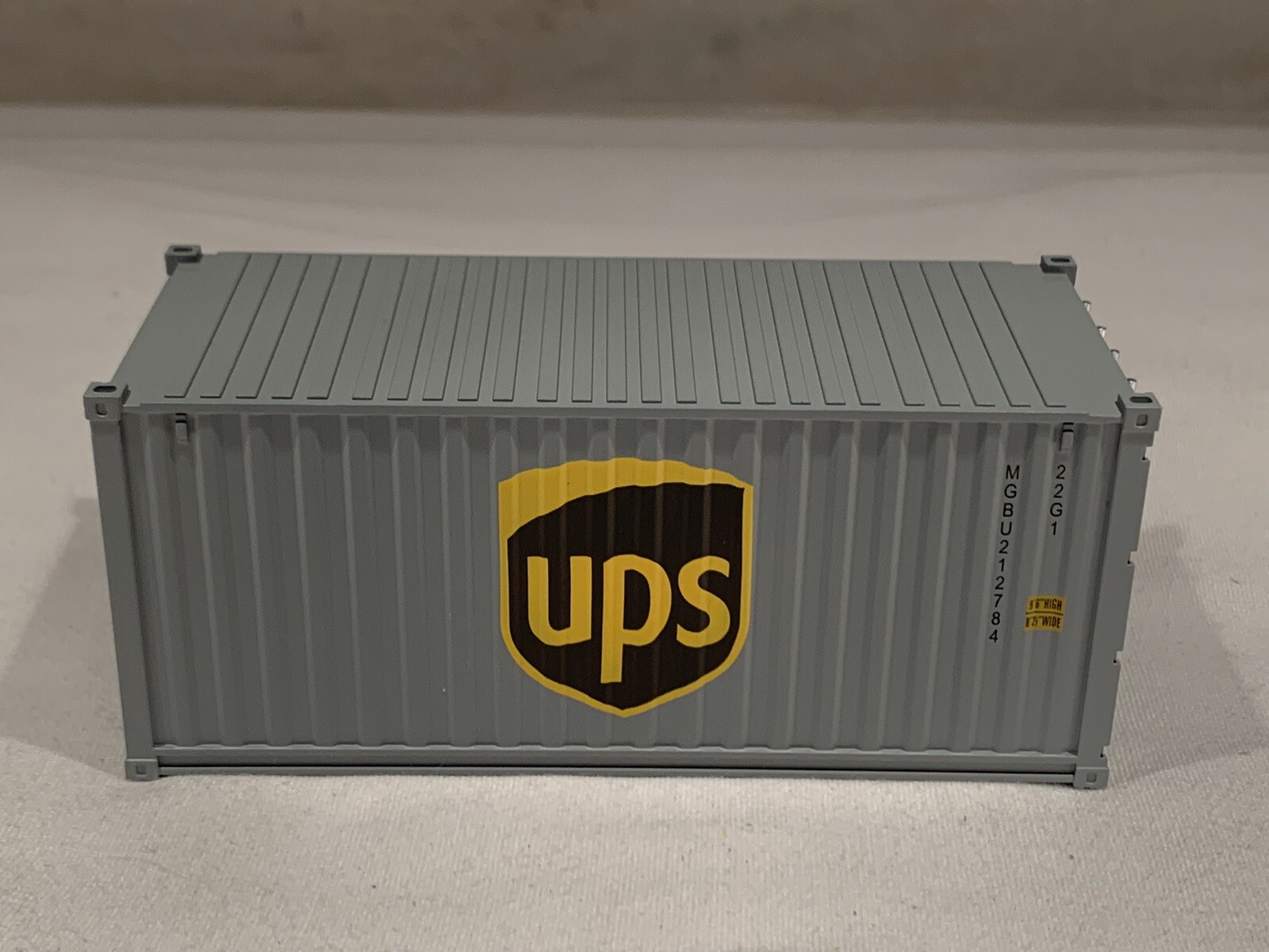 Menards Intermodal UPS 20’ INTERMODAL CONTAINER O SCALE WORKS WITH LIONEL MTH ATLAS ...