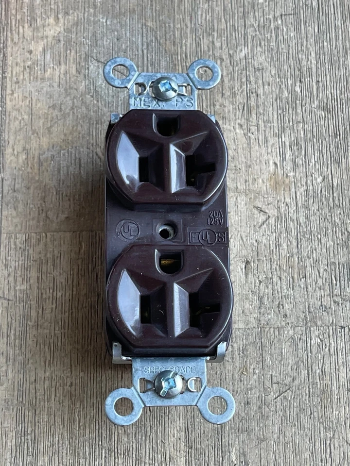 PASS & SEYMOUR LEGRAND 5362 BROWN DUPLEX RECEPTACLE 20A 125V NEW - Image 3 of 4