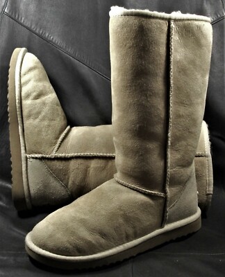 UGG Australia Classic tall women's tan nubuck suede pull-on tall boots size  US