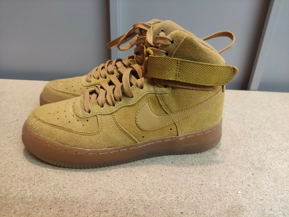 Nike - Air Force 1 High LV8 3 CK0262-700 - Sneakers - Honey