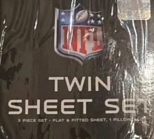 NFL 3 Piece Atlanta Falcons Twin Sheet Set  Cathay Home Inc
