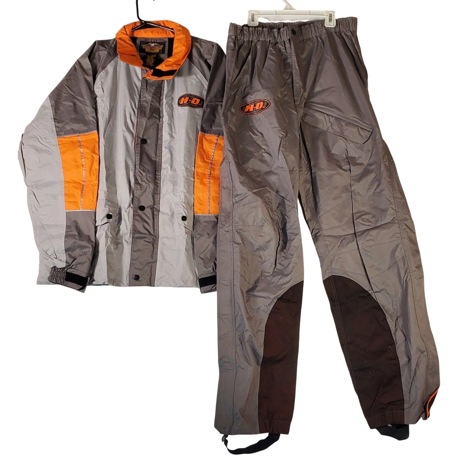 Harley Davidson Mens Rain Suit Gray Orange Motorcycle Jacket Pants Set Small
Opens in a new window o