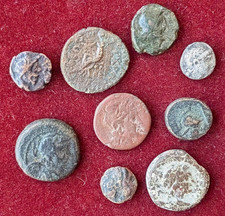 Griechische Bronze Münzgruppe x8 & 1 AR Obol von Magnesia (Stier/Apollo)