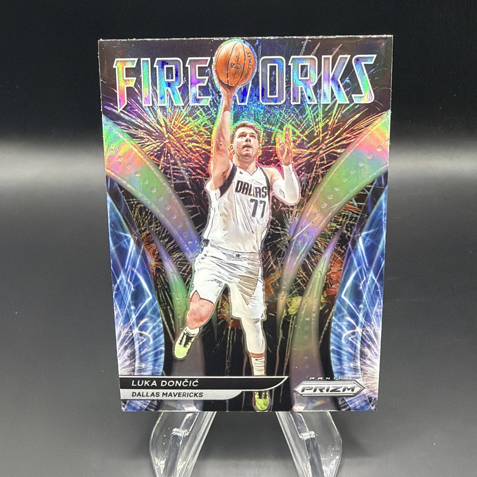2021-22 Panini Prizm Fireworks Silver Prizm Luka Doncic Luka Dončić #4 LAKERS