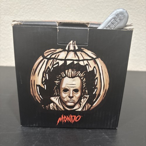 Mondo Michael Myers Variante Halloween Keramik Tiki Becher Alamo braune Glasur + Messer - Bild 13 von 13