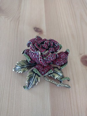 Heidi Daus Signed Tea Rose Elegance Red Pin Crystal Brooch Floral Rose