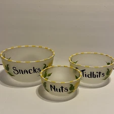 Vintage MCM Frosted Glass Nesting Snack Bowls Snacks, Tidbits, Nuts Hand painted